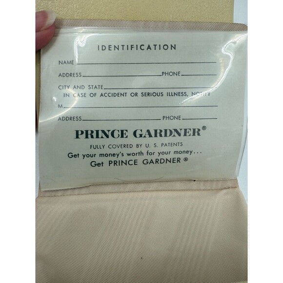 VINTAGE Princess Gardner Tri-Partite French Purse in Bone 8 Photo Holder 4"x4.25 - Picture 8 of 11